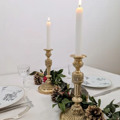 Bougeoirs décor table chaleureuse