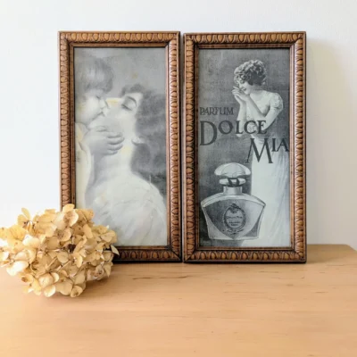 cadres anciens en bois avec illustration publicité art nouveau