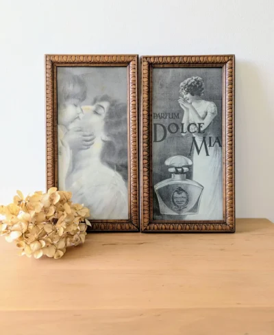 cadres anciens en bois avec illustration publicité art nouveau