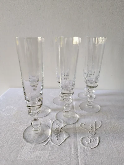 Lot de 6 flûtes à champagne en cristal ancien taillé Villa Brieg
