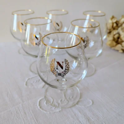 Lot six verres à cognac vintage décor N couronne dorée filet or bord