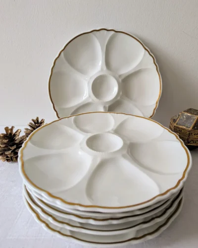 Lot de 6 assiettes à huîtres Delvaux Limoges en porcelaine blanche et filet d’or