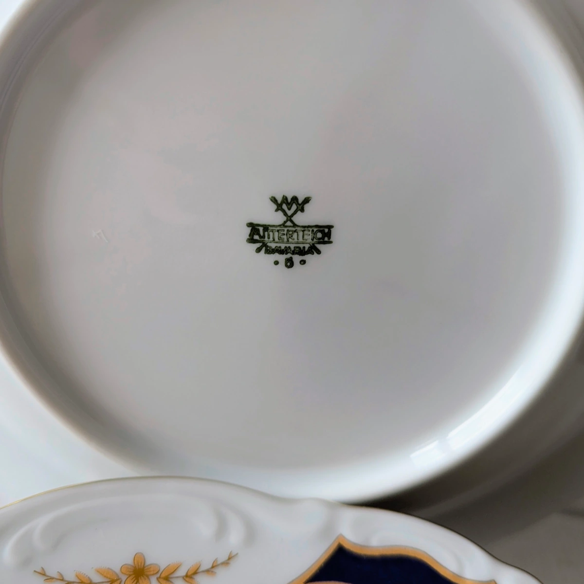 Marque de fabrique verte Mitterteich Bavaria sous l'assiette ancienne