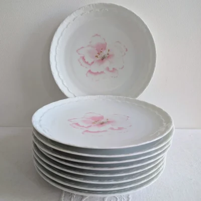 Lot de 9 assiettes plates Limoges G. Labesse décor floral rose