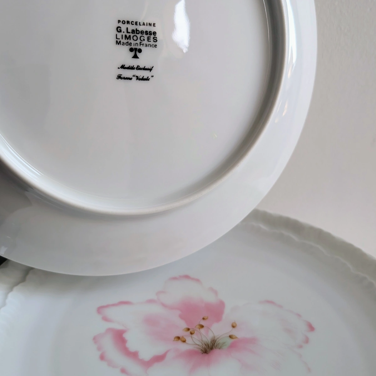 Gros plan marque de fabrique G. Labesse Limoges France