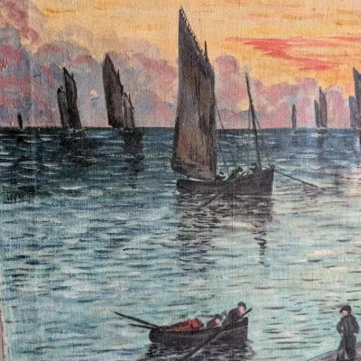 Gros plan sur la technique impressionniste et les reflets orangés sur l'eau.