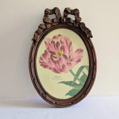 Cadre ancien bois sculpté ovale avec illustration Japonica