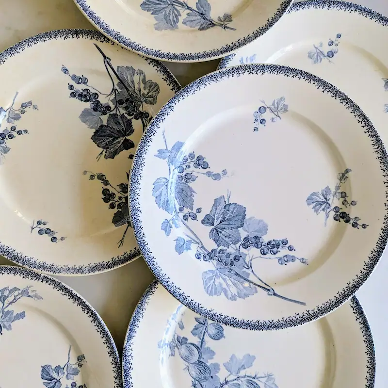 Vaisselle ancienne Terre de Fer