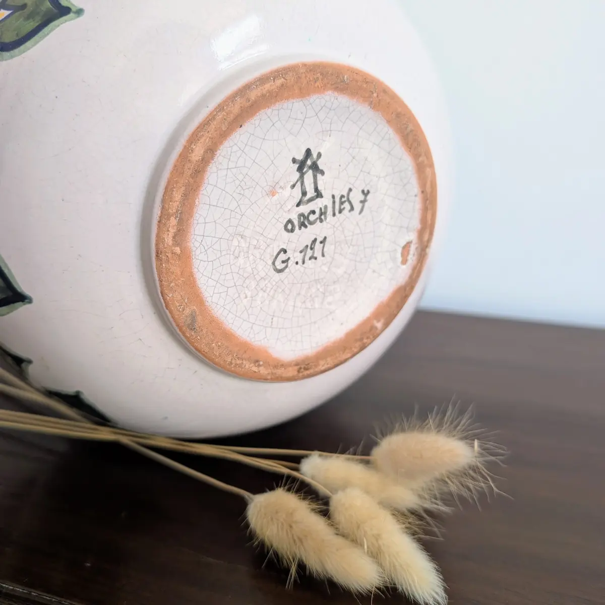 Estampille Orchies G.191 sous la base du vase