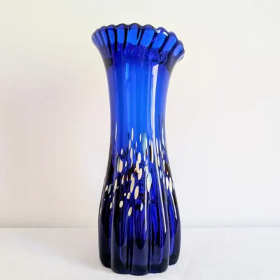Grand vase en verre soufflé bleu cobalt italien années 1960