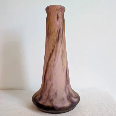 Grand vase La Rochere vintage en verre souffle moucheté mauve